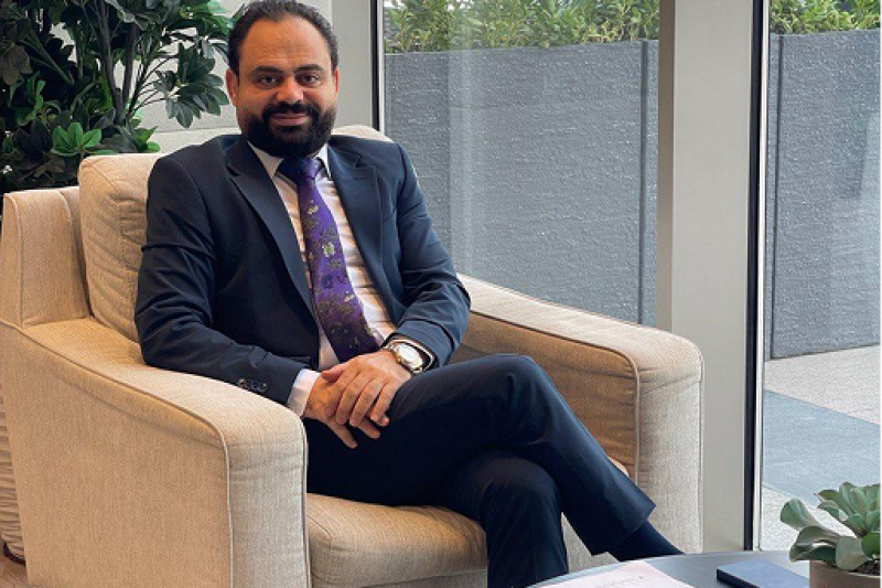 صورة مؤسس المؤسسة محمد شاهين